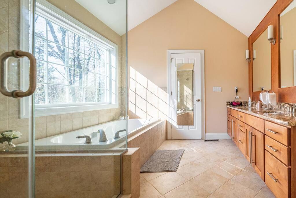 Luxury 4 Bedroom House In Pocono Mountains In Golf Course Near Lake Tobyhanna Buitenkant foto
